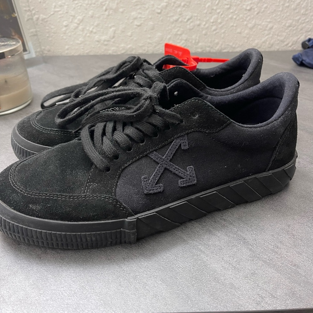 Off-White Sneakers